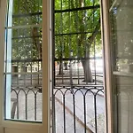 La Flora Todos Con Aire Acondicionado Y Ascensor *