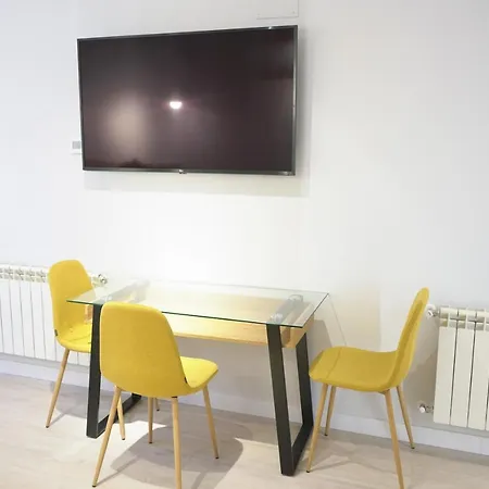 La Flora Todos Con Aire Acondicionado Y Ascensor Burgos