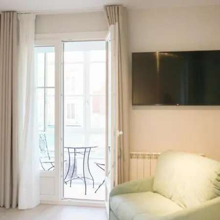 La Flora Todos Con Aire Acondicionado Y Ascensor