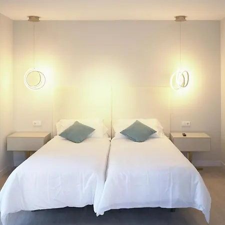 La Flora Todos Con Aire Acondicionado Y Ascensor アパート *