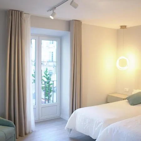 La Flora Todos Con Aire Acondicionado Y Ascensor Burgo