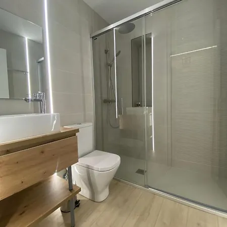 La Flora Todos Con Aire Acondicionado Y Ascensor