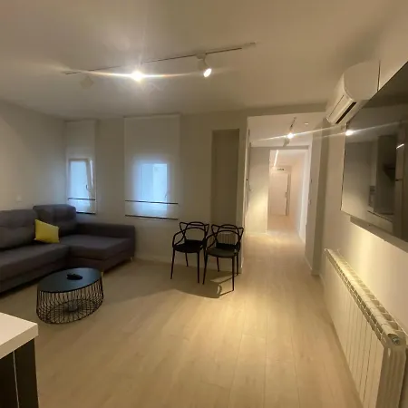 La Flora Todos Con Aire Acondicionado Y Ascensor