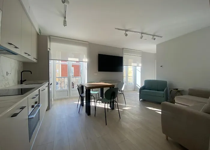 La Flora Todos Con Aire Acondicionado Y Ascensor Burgos