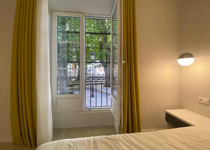 La Flora Todos Con Aire Acondicionado Y Ascensor アパート